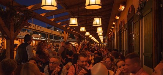 HEATSCOPE SPOT, Heizstrahler-Installation im Marstall Festzelt auf dem Oktoberfest